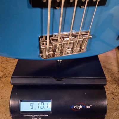 Alleva Coppolo LG5 Standard in Blue Metallic with Bound Indonesian Rosewood Fingerboard & AC In-House 60s Pickups image 11