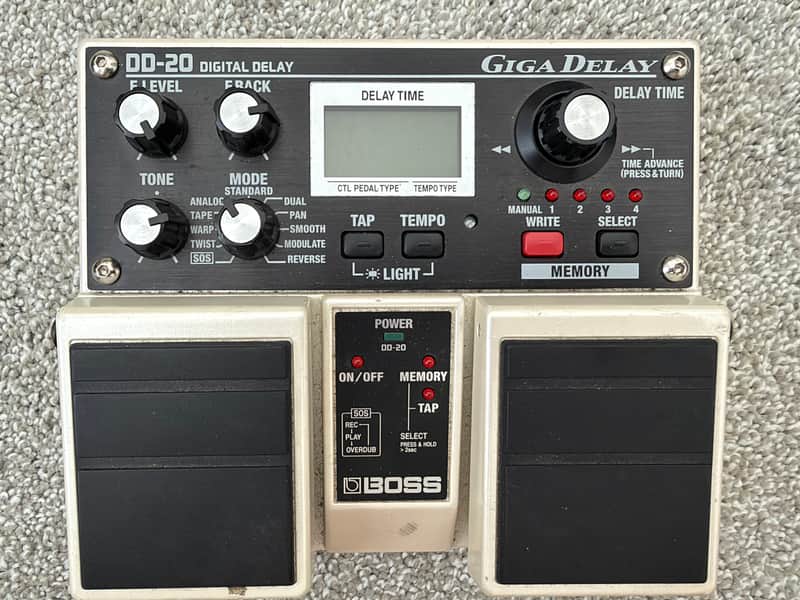 Boss DD-20 Giga Delay 2005 - Present - White image 1