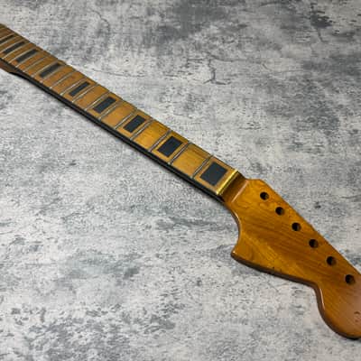 Real Life Relics Jaguar® NECK Nitro With Bound Maple Fingerboard Black Block Inlays Jaguar® Neck LARGE Headstock 22 Fret  JGMRMBB22. #2