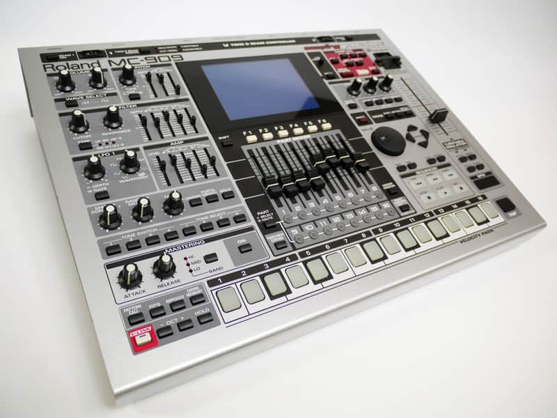 Roland MC-909 Groovebox | Reverb Canada Roland MC-909 Groovebox | Reverb Canada