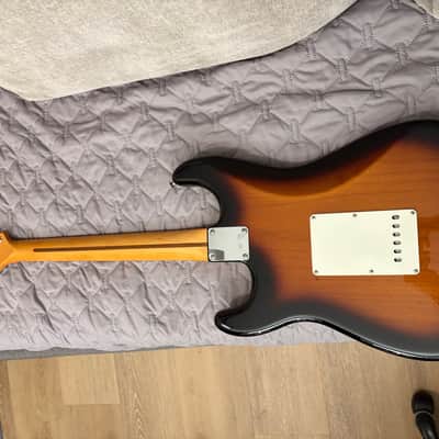 Fender Vintera II '50s Stratocaster with Noiseless DiMarzio Area 58 & VV Heavy Blues Pickups & Blender Pot - MINT image 7