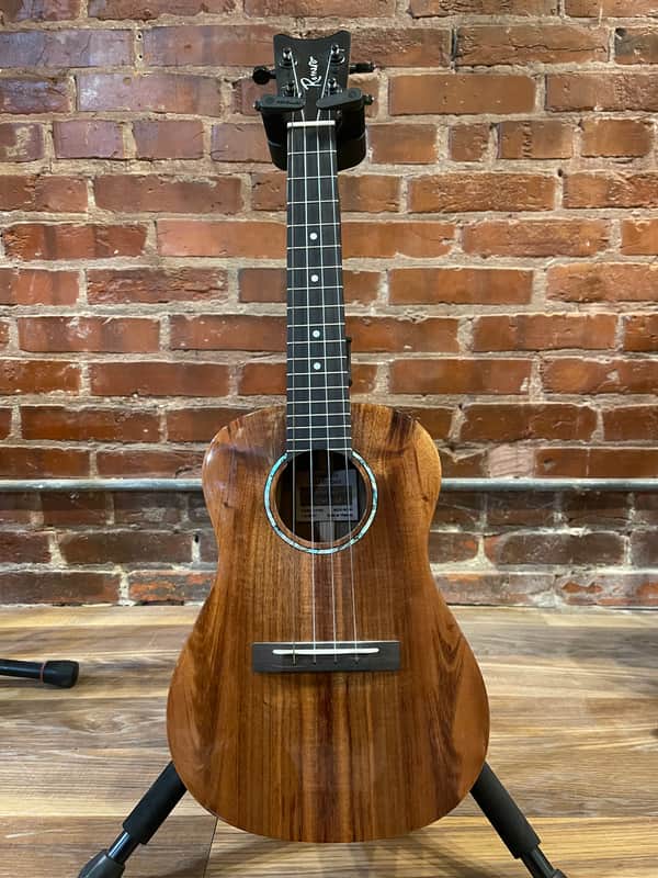 Romero Creations C-K Koa Concert Ukulele image 1