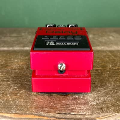 Boss DM-2W Delay Waza Craft 2015 - Present - Pink image 6