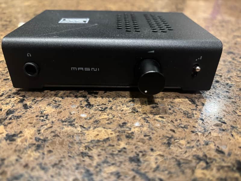 Schiit Magni + image 1