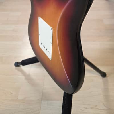 Fender Custom Shop Classic Player Stratocaster 2004 Sunburst Birdseye Neck Sperzel Tuners 3TSB image 23