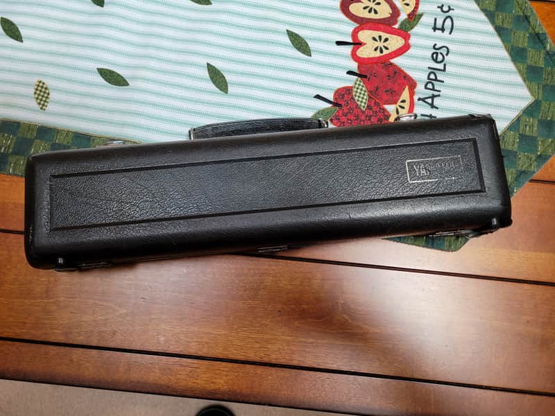 YAMAHA FLUTE HARD CASE-2020 - BLACK- USED! image 1
