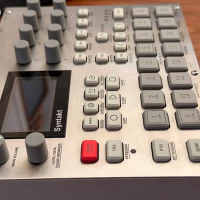 Elektron Syntakt Synthesizer - E25 Remix Edition + Travelbag image 8