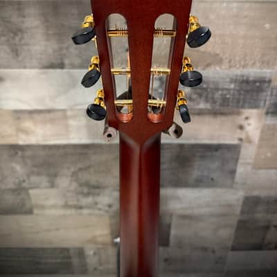 Alvarez Yairi Masterworks DYMR70 Sunburst 12th-Fret Slope Shoulder Dreadnought B-Stock (DYMR70_Sunburst) image 9