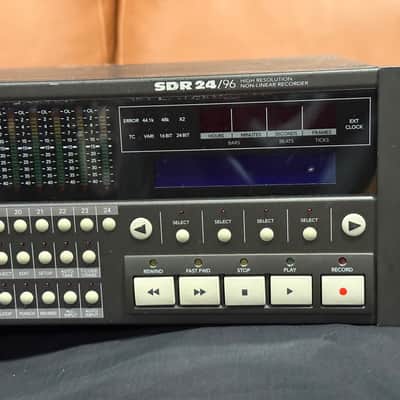 Mackie SDR 2496 hard disk recorder with Mackie Remote image 3