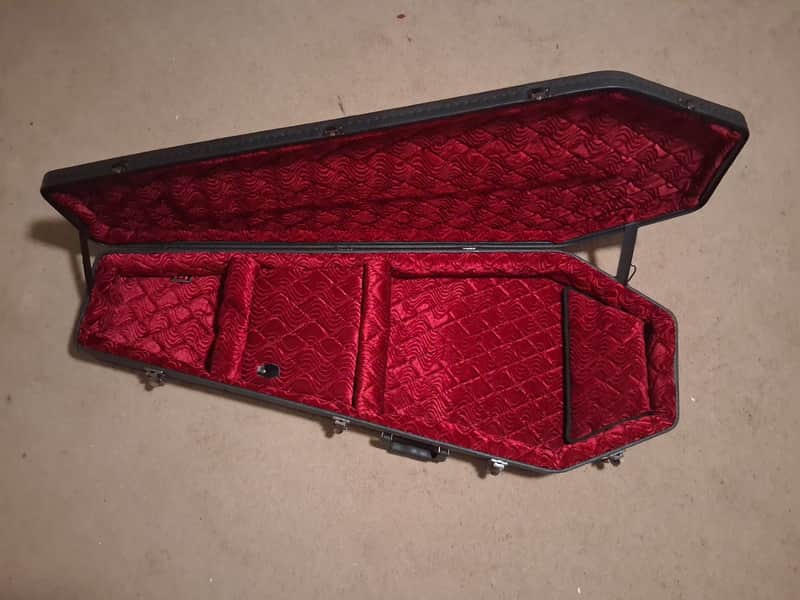 Coffin Case model G-185 R (Like new condition) image 1