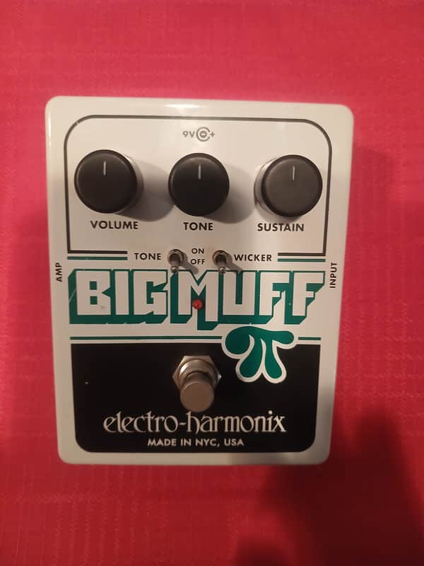 Electro-Harmonix Big Muff with Tone Wicker