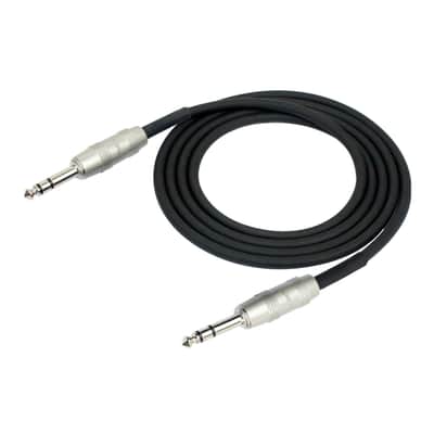 Yamaha MG12XU 12-Input 4-Bus Mixer Bundle with Cables image 6