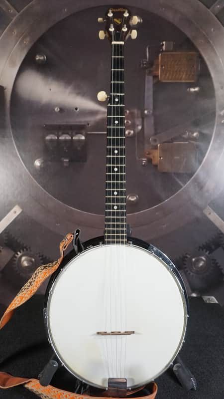 Crestline 5-String Banjo w/ Chipboard Case image 1