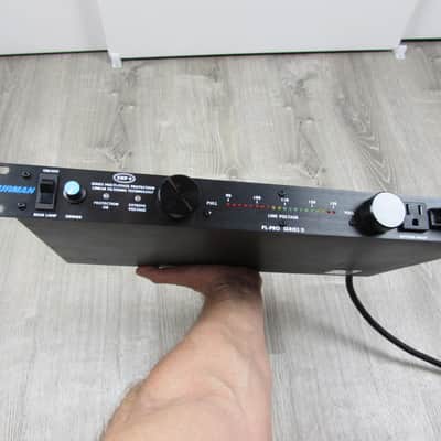 Furman Furman PL-PRO-II Power Conditioner With Volt Meter 2000's image 5