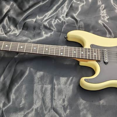 1986 Kramer American Pacer Deluxe - Left Hand - White / Rosewood image 3