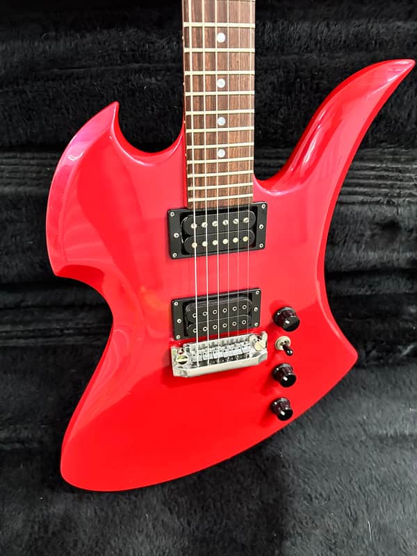 B.C. Rich Mockingbird Early 80’s - Pinkish