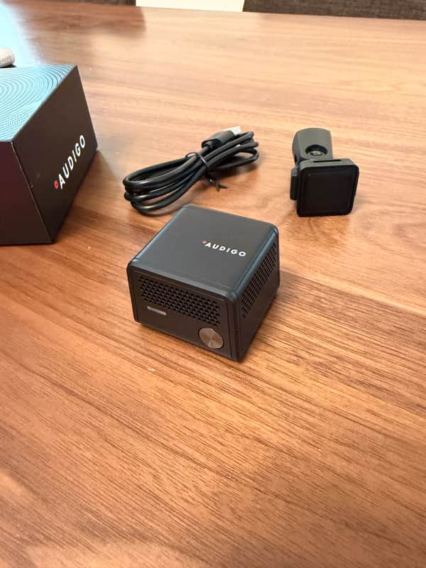 Audigo Wireless Mic 2020s image 1