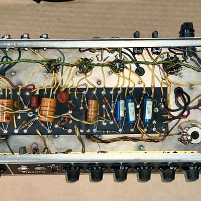 Wonderful Early 1965 Fender Vibrolux Reverb 2-Channel 35-Watt 2x10" Pre CBS Black Panel Combo Amp, This is a Fantastic Amplifier ! image 11