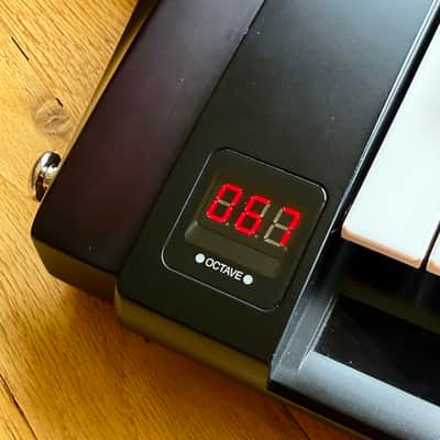 Korg RK-100S BK 37-Key Keytar with Built-In MMT Digital Synth 2010s - Black image 5