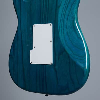 Fender Michiya Haruhata Stratocaster 2020 - Transparent Blue image 14