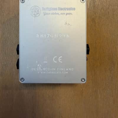 Darkglass Electronics Vintage Deluxe V2 2016 - 2018 - Silver image 2