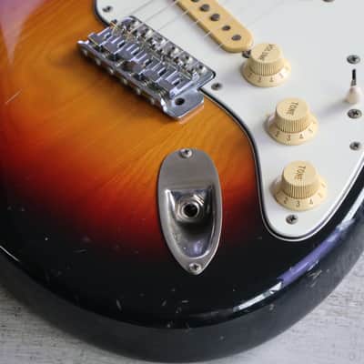 1985 Squier (by Fender Japan) CST-30 JV Series '72 Reissue Stratocaster (Sunburst) image 3