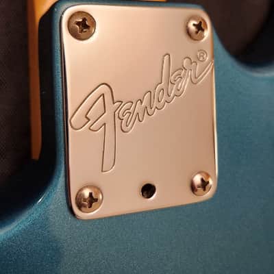 Fender American Standard Stratocaster with Matching Headstock 1995 - Surf Green - Painted Pickguard image 4