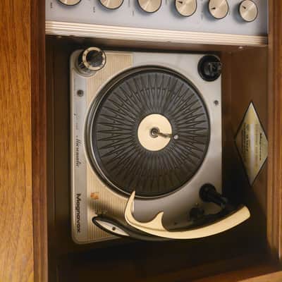 Magnavox Danish Modern 1961 MCM Console Stereo image 23