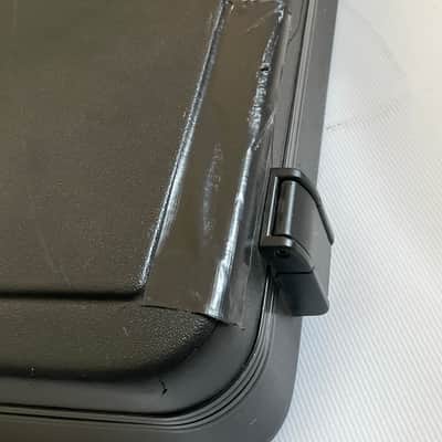 2010's Fender Stratocaster Telecaster Hardshell Electric Guitar Case TSA Latches w/ Keys (Damaged) image 8