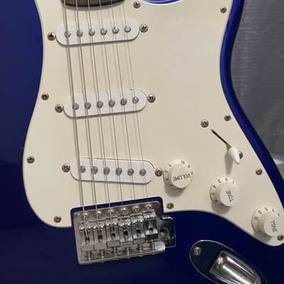 Squier Affinity Series Stratocaster with Rosewood Fretboard 2008 - Metallic Blue image 3