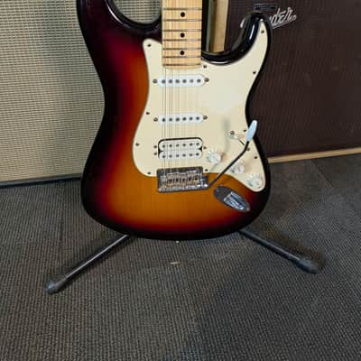 Fender American Standard HSS Stratocaster w/Case - 3-Color Sunburst (2011) image 3