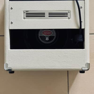 Harley Benton Tube5 with Celestion Speaker image 3