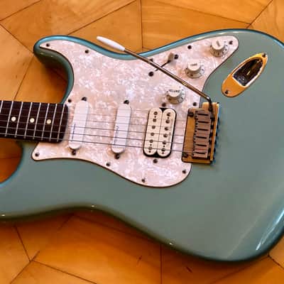 2001 Fender USA Lone Star American HSS Stratocaster Electric Guitar Ocean Turquoise Fender Padded case image 5