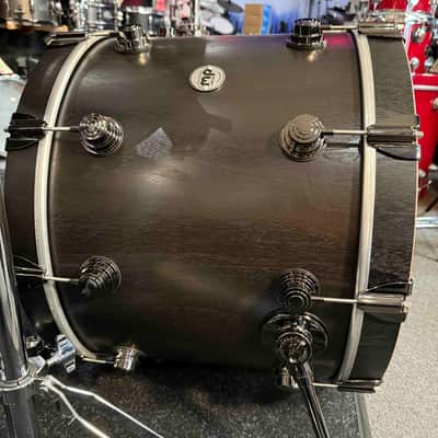 ~WOW!~ DW Collector's Series Pure Walnut 5-Piece 10/12/14/16/22 Drum Kit Set in Ebony Satin Oil with Black Nickel Hardware image 10