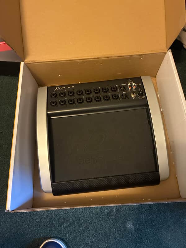 Behringer X air x 18 New - Black/silver image 1
