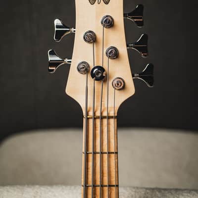 Fodera Emperor 5 Standard Classic-Vintage Sunburst (Optional Color) w/Birdseye Maple FB, Black PG image 5