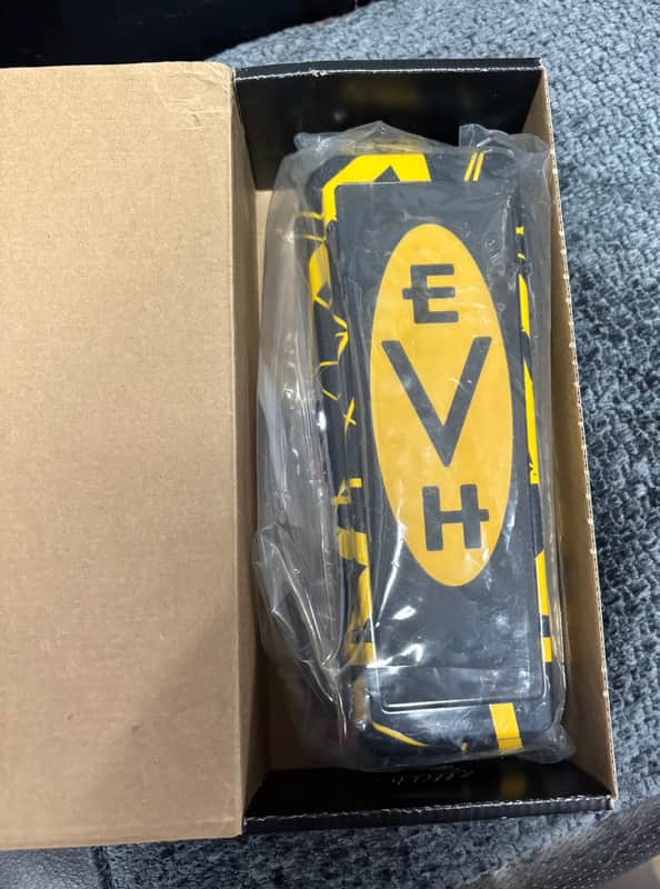 Dunlop EVH95 Eddie Van Halen Signature Cry Baby Wah 2010 - Present - Yellow / Black image 1