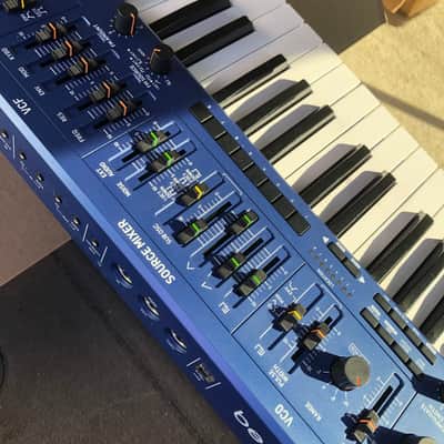 Analog Mono Synth w/ Buit-in Sequencer + KNOBs Bild 11