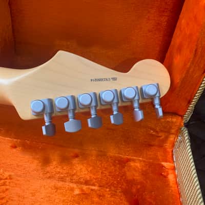 Fender Jeff Beck Artist Series Stratocaster with Hot Noiseless Pickups 2001 - Present Olympic White image 5