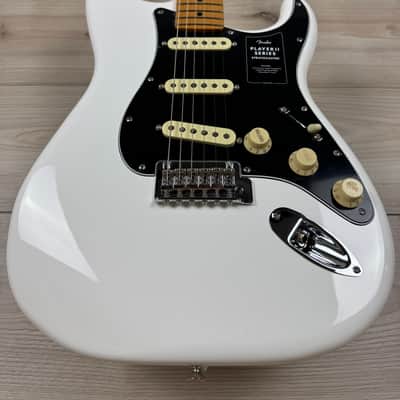 Fender Player II Stratocaster Electric Guitar Maple Fingerboard, Polar White image 3
