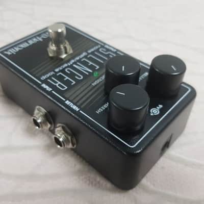 Electro-Harmonix The Silencer Noise Gate / Effects Loop Pedal image 4
