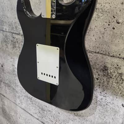 Starcaster by Fender Stratocaster Electric Guitar - Made in China - 2004 -Black image 4