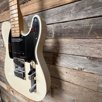 Fender Deluxe Nashville Telecaster with Maple Fretboard 2017 White Blonde image 3