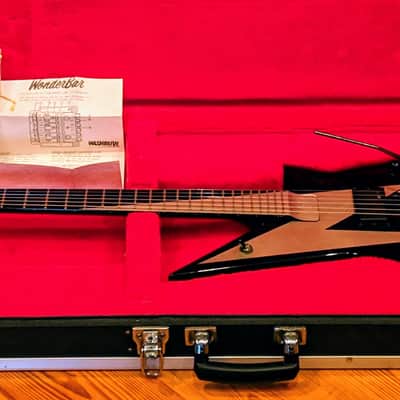Washburn 1987 AF-40V Ace Frehley Signature Guitar OHSC + Gibson Lightning Bolt Strap RARE! image 6