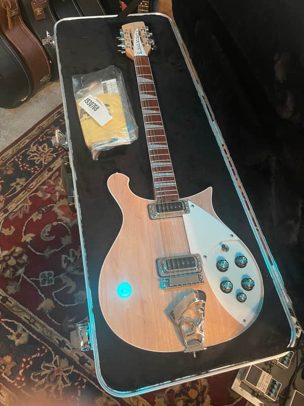 Rickenbacker 620/12 2012 - Present - Mapleglo image 1