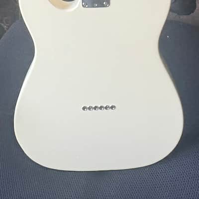 Fender American Professional II Stratocaster HSS with Maple Fretboard 2020 - Present - Olympic White image 2