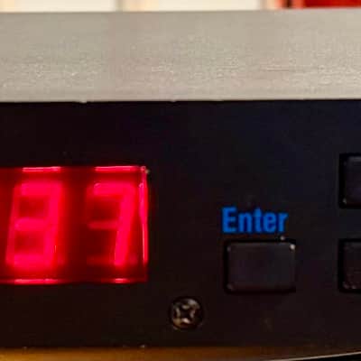 Oberheim Matrix 1000 Rackmount 6-Voice Synthesizer 1987 - Black