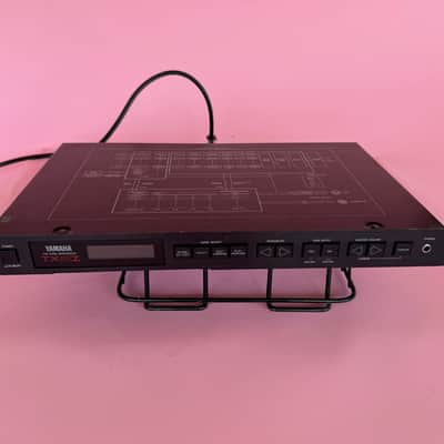 Yamaha TX81Z Rackmount FM Tone Generator 1987 - 1988 - Black