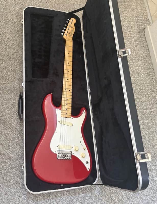 Fender Bullet S-2 with Maple Fretboard 1982 - 1983 - Red image 1