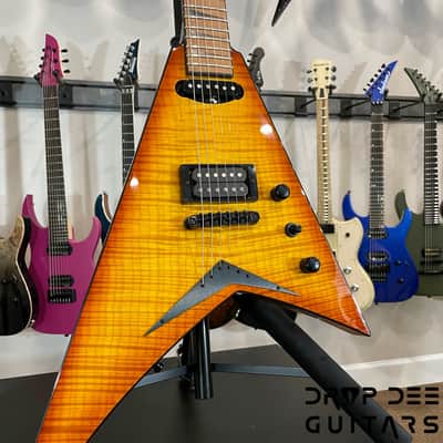 Jackson Custom Shop Randy Rhoads HS Electric Guitar w/ Case-Amber Lager Burst image 3